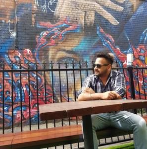 Meet your Posher, Dee